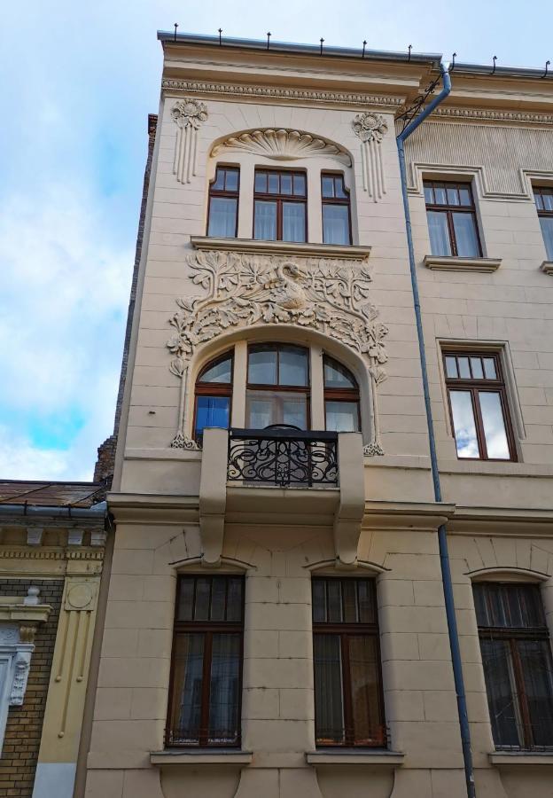 Swanhome - Central Apartment Cluj-Napoca Exterior photo